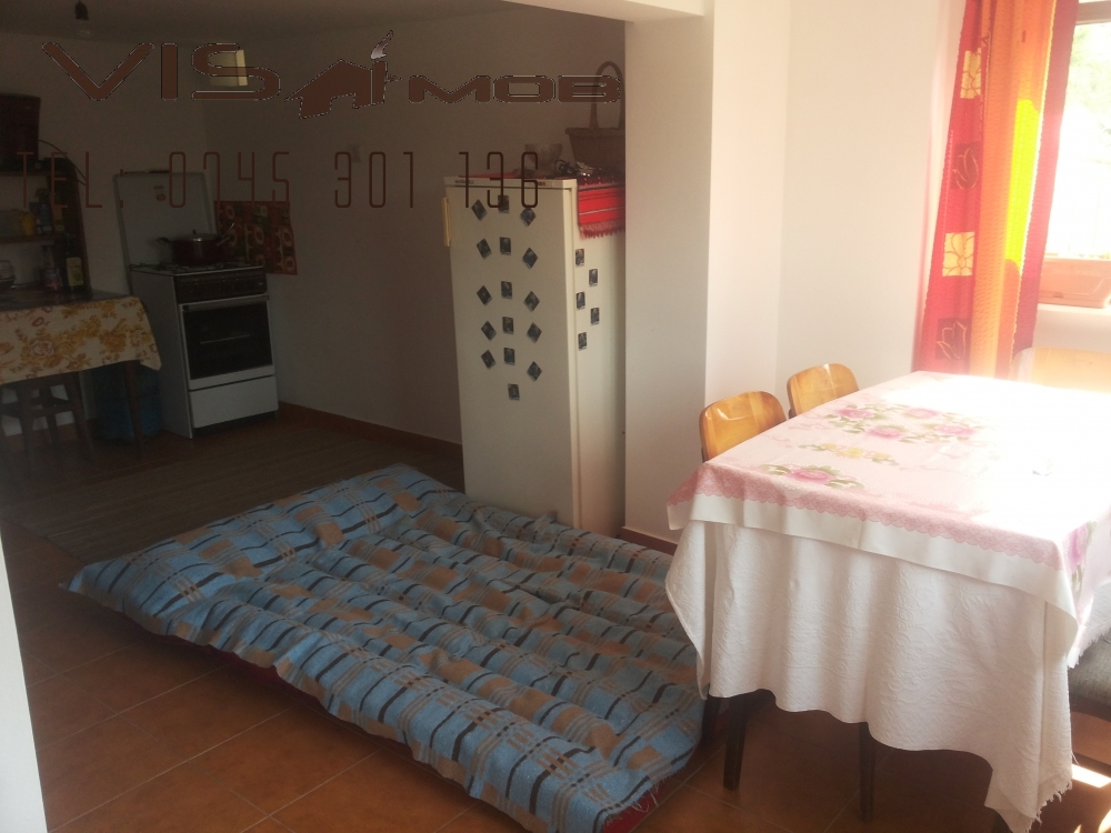 Casa la cca 5km de Onesti